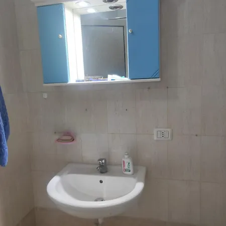 Accogliente A Durazzo, Vicino Al Mare Bed and Breakfast *